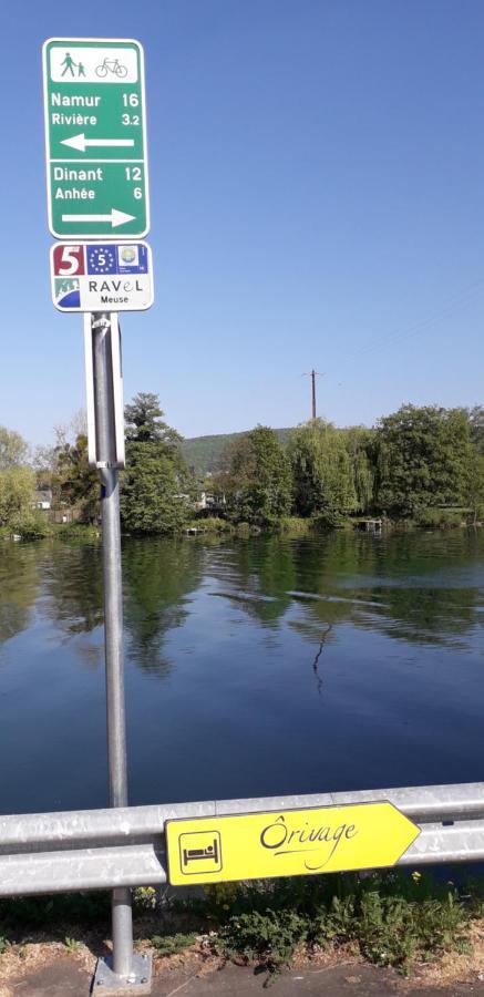Orivage Bed & Breakfast Annevoie-Rouillon Екстериор снимка